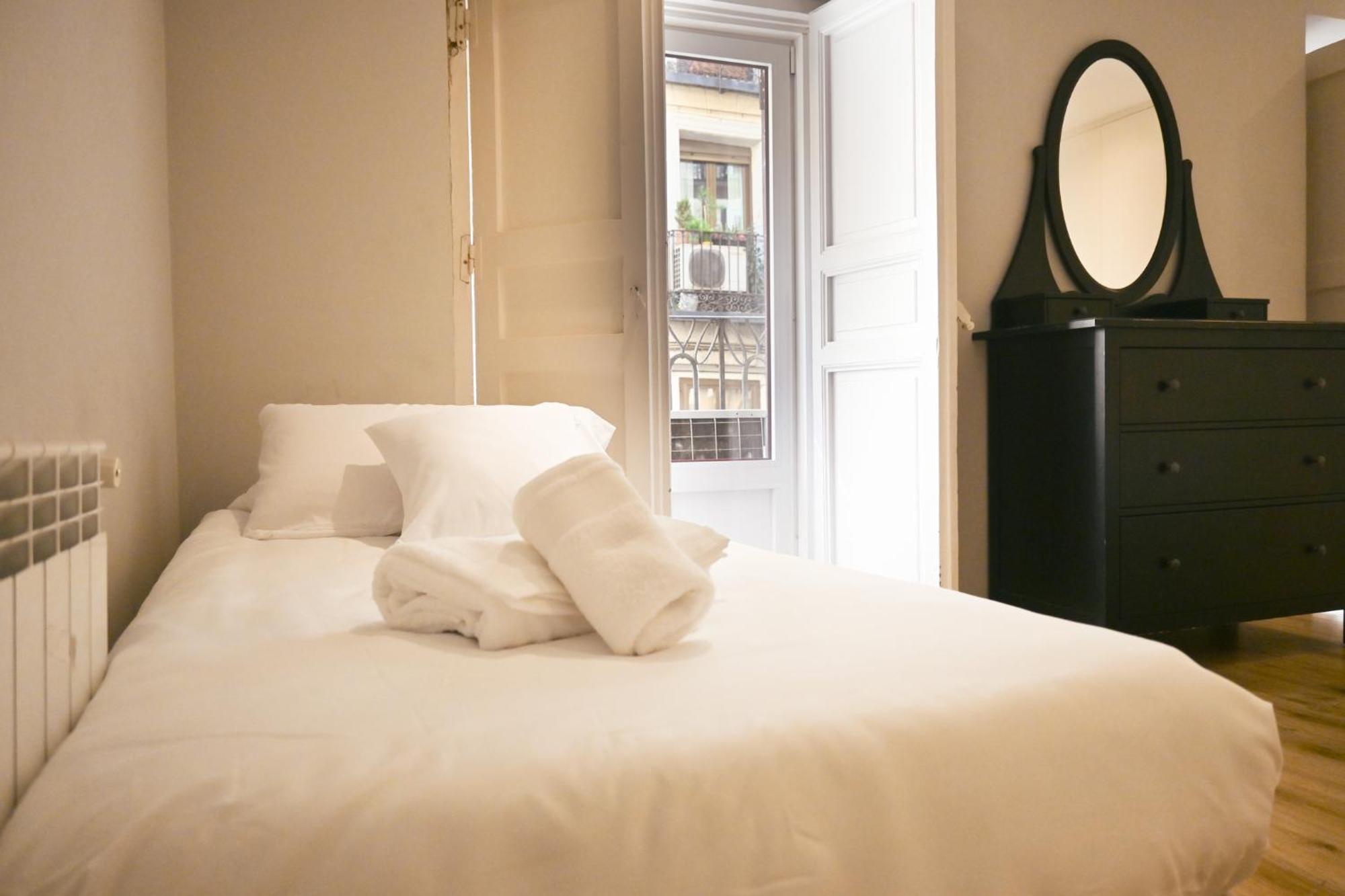 For You Rentals Apartment Temporal Madrid Cava Baja-La Latina Cab36 Luaran gambar